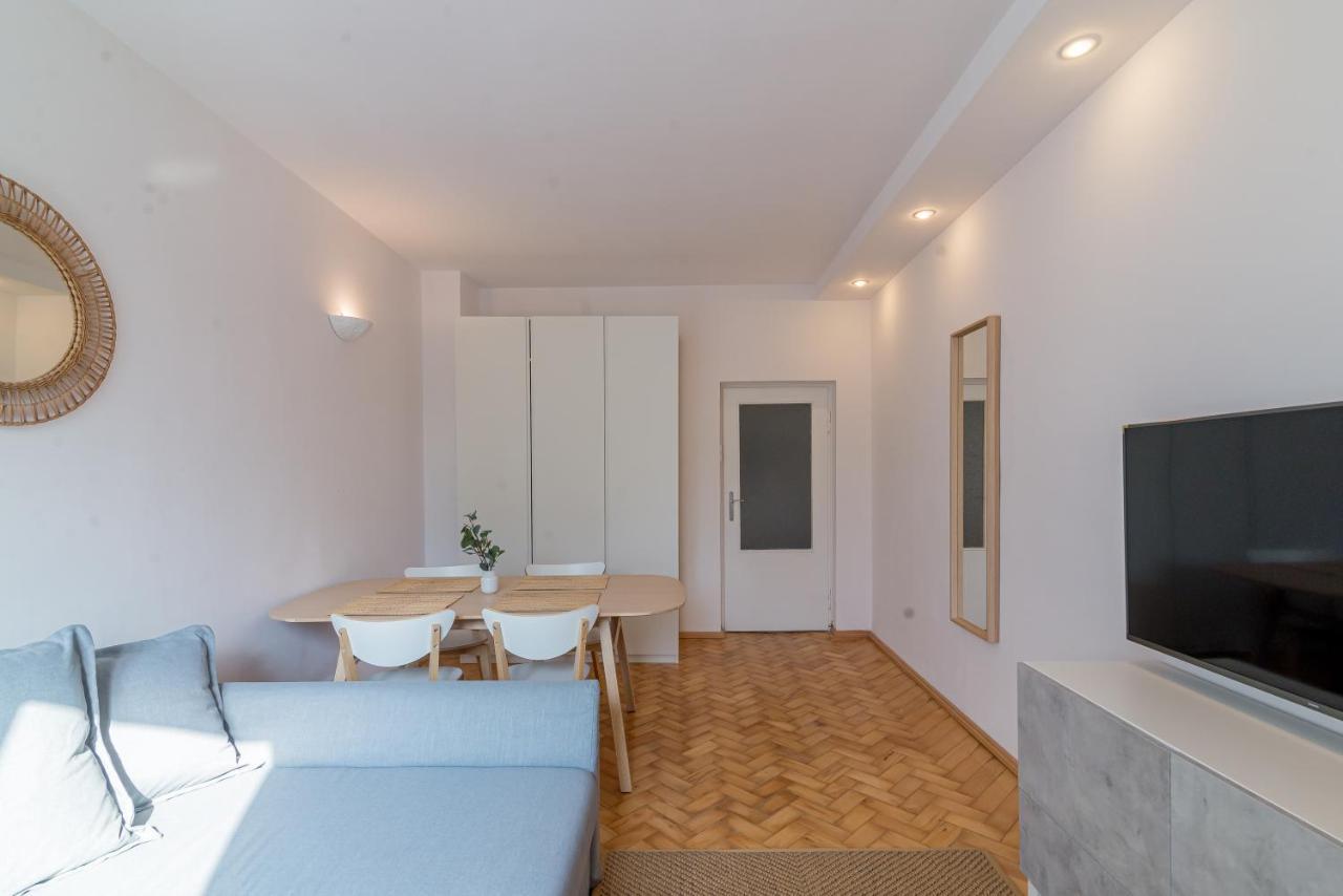 Gdynia Sleeps Apartment Exterior photo